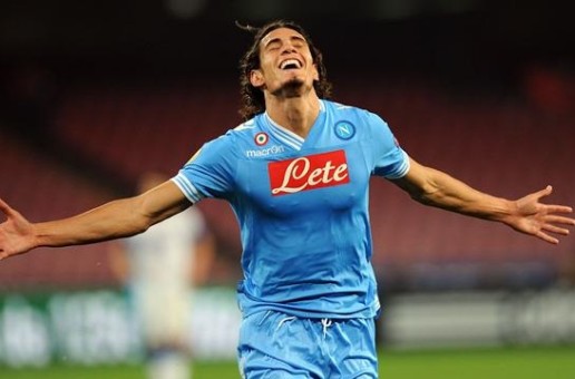 Cavani: “Penso solo al Napoli. Altri club? Per ora nulla di ufficiale …”