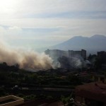 Le fiamme divampano nell'ex campo rom a Poggioreale (FT - VIDEO)
