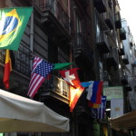 Bandiere e maxischermo: così ai Quartieri Spagnoli si tifa per l'Italia - e non solo (FT)
