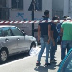 Agguato in pieno giorno a Portici: killer spara e uccide un uomo per errore (FOTO)