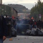 No SbloccaItalia degenera: fumogeni e scontri alla manifestazione (FOTO/VIDEO)