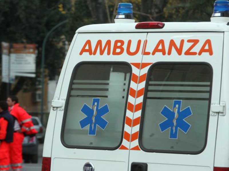 'Scherzo' all'ambulanza a Napoli: "Un tifoso della Juve sta male..."
