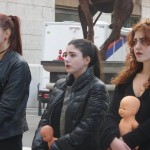 No agli inceneritori: donne a lutto a Napoli