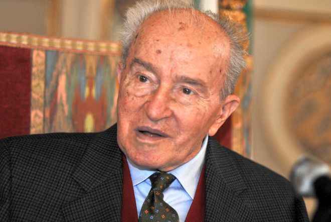 Pietro Ingrao compie 100 anni. Gli auguri di de Magistris. "Grande uomo, politico raro"