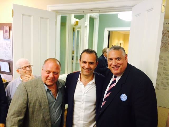 De Magistris a New York: su facebook il diario americano del sindaco