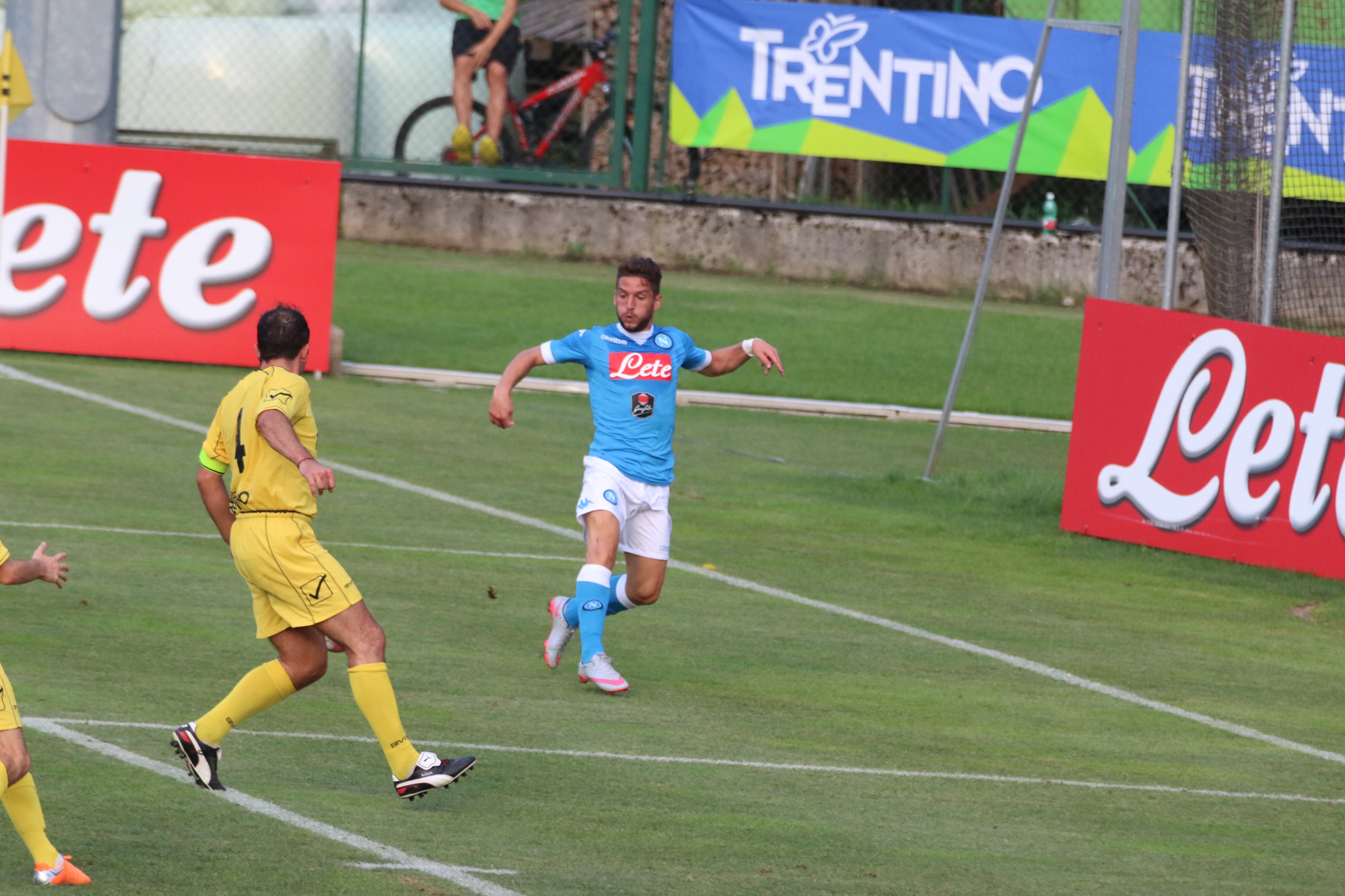 Mertens Napoli partita Dimaro Anaune
