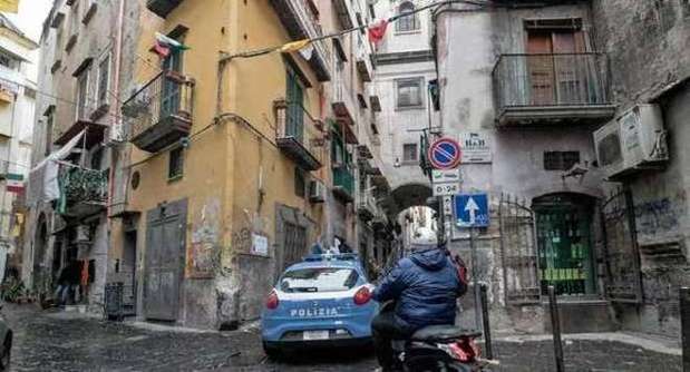 Sparatoria zona Forcella, quattro feriti tra cui una bambina di 10 anni