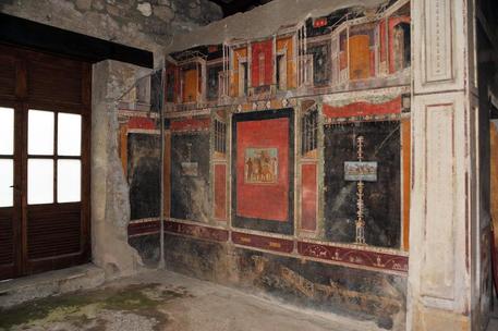 Scavi di Pompei: restaurate sei domus