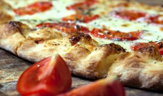 Il pizzaiolo più originale al mondo non è napoletano, ma veneto