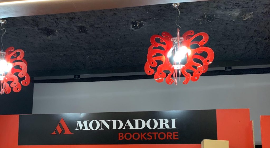 Un nuovo Mondadori Bookstore nel cuore del Vomero: la libreria cantiere