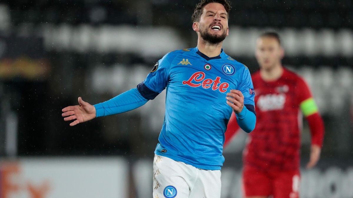 Mertens non è più un calciatore del Napoli