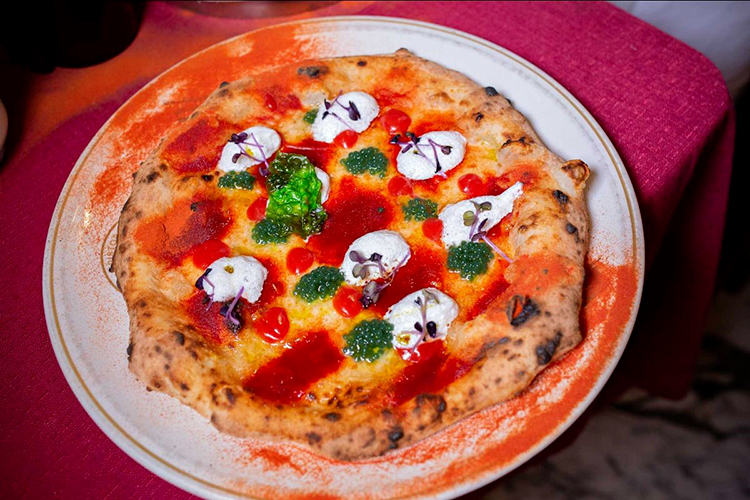 Pizza Eva a basso impatto calorico a Napoli