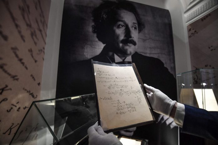 Asta milionaria per un manoscritto di Einstein