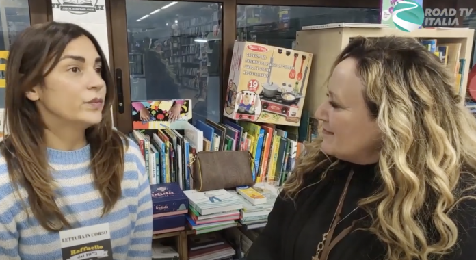 Libreria Raffaello - Presentazione Oliva Denaro, video-intervista all'autrice Viola Ardone