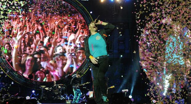 Coldplay, annunciata una seconda data a Napoli nel 2023