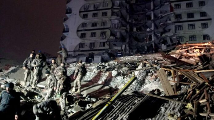Terremoto di magnitudo 7.9 in Turchia e Siria: più di 600 morti