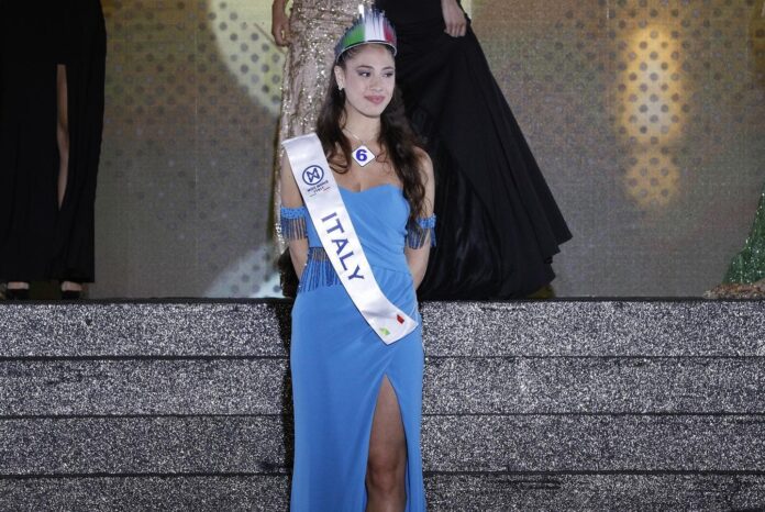 Miss Mondo Italia è la ventenne campana Chiara Esposito