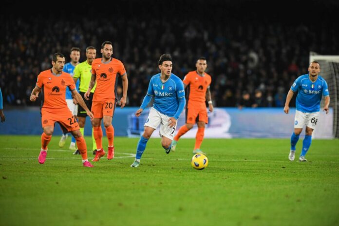 Napoli-Inter 0-3, l'abdicazione definitiva degli azzurri al trono di campioni d'Italia