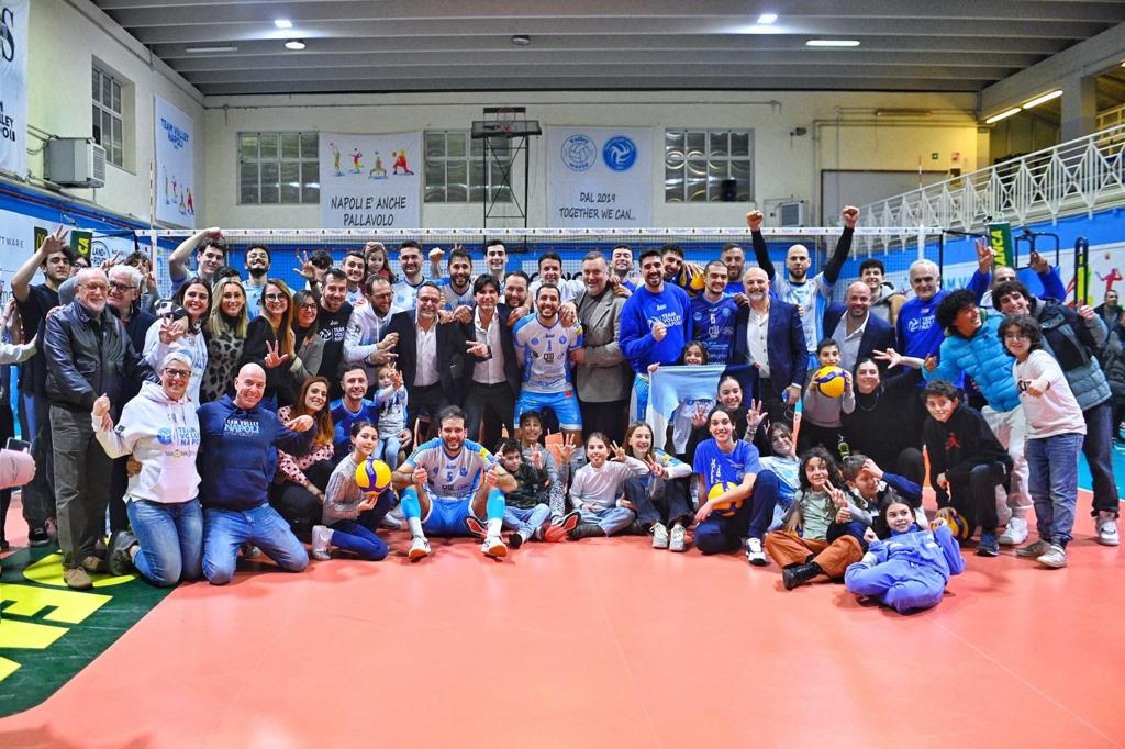 QuantWare Napoli al luna park, vince tra le montagne russe