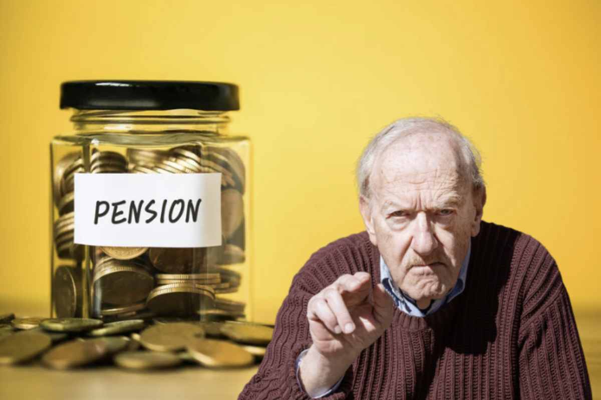 L’assegno pensionistico del mese prossimo si preannuncia più leggero rispetto a quello di febbraio, e le ragioni di questo cambiamento