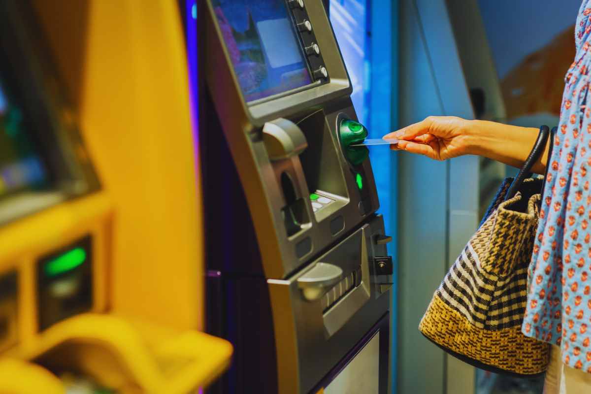 Prelievo bancomat, c'è tempo fino al 28 giugno, poi cambia tutto