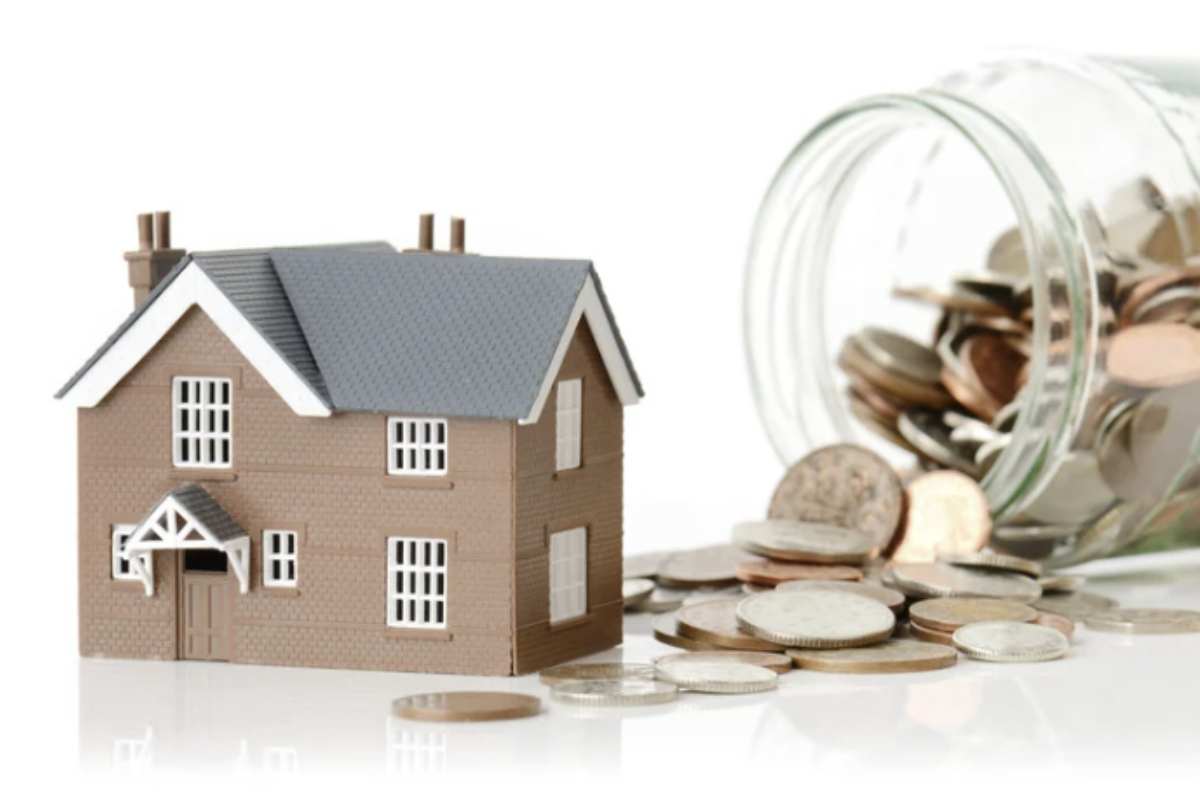 Il fenomeno migratorio interno verso le città più economiche è strettamente legato all’aumento dei costi abitativi nelle grandi metropoli come Roma