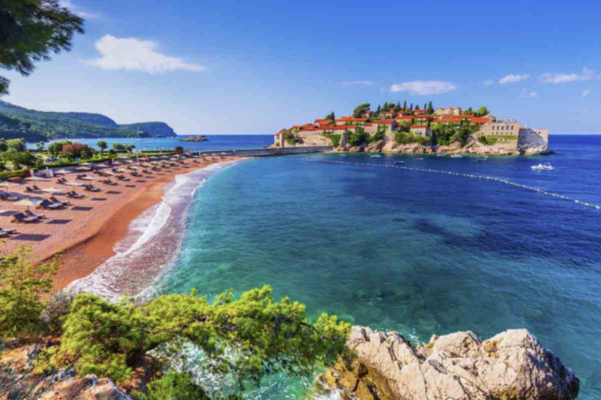 Uno dei principali vantaggi del Montenegro rispetto a destinazioni come Grecia e Spagna è la convenienza economica