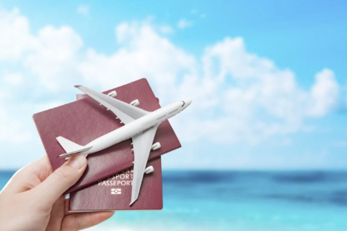 In un contesto in cui i prezzi dei voli sono spesso proibitivi e le destinazioni più popolari risultano affollate e costose,