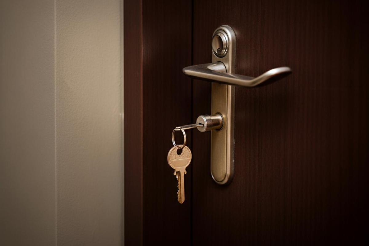 chiave nella serratura; non è così sicuro