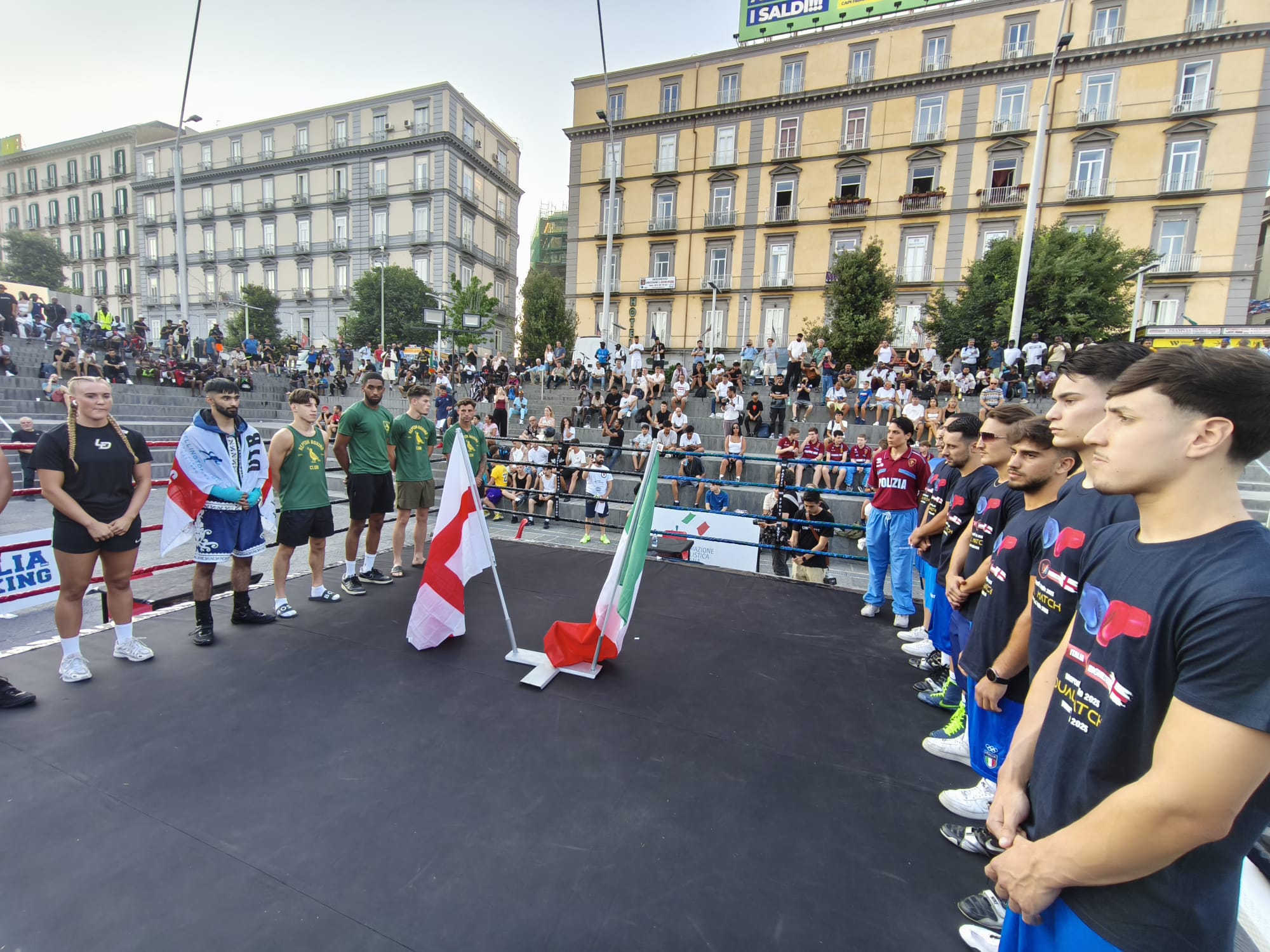 Piazza Garibaldi si riaccende con la boxe internazionale: nella Cavea l’incontro-show tra Italia e Inghilterra