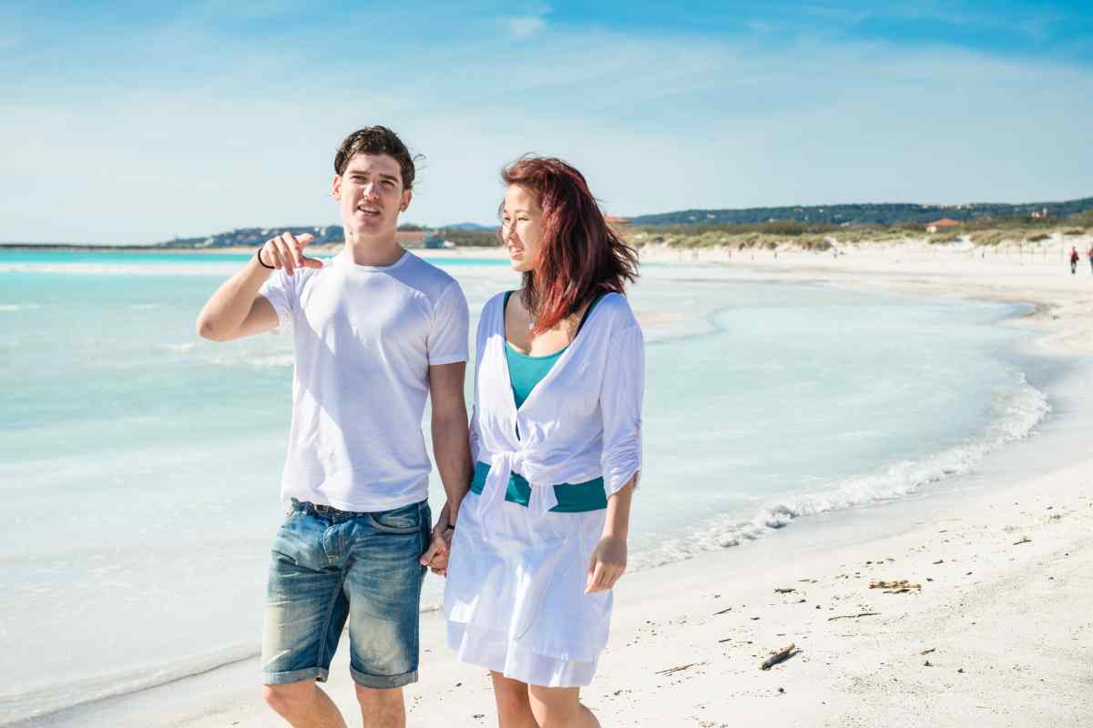 Il paradiso blu d’Italia, un borgo da sogno tra spiagge dorate e mare azzurro