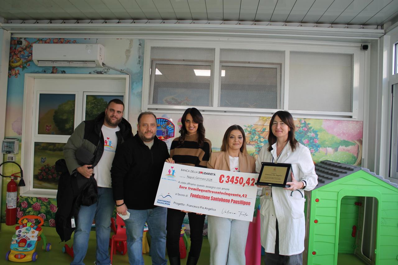 “Oltre l’Orizzonte APS” dona un assegno alla Fondazione Santobono Pausilipon: inizia ufficialmente il progetto “A Francesco Pio Angelico”