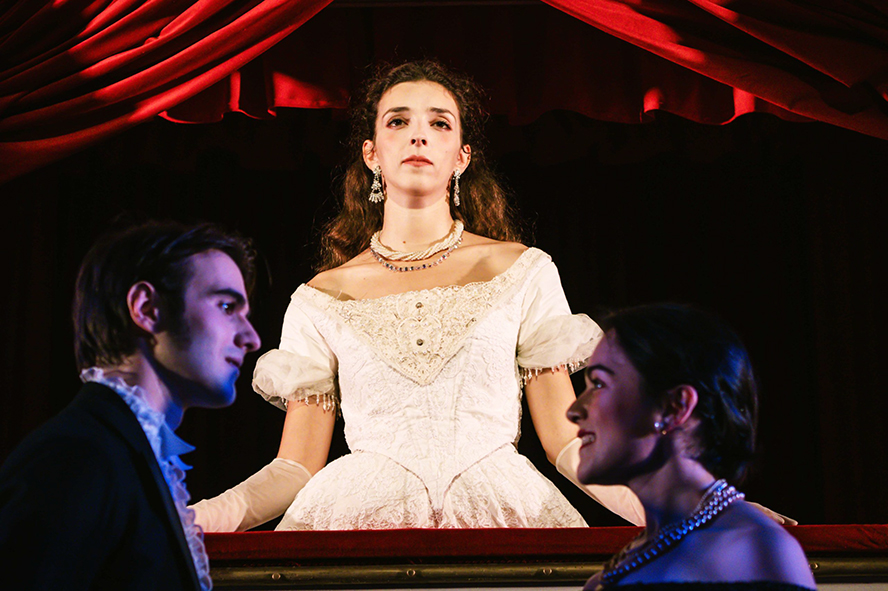 Teatro Nuovo di Napoli, dal 26 marzo 'La signora delle camelie' regia di Giovanni Ortoleva