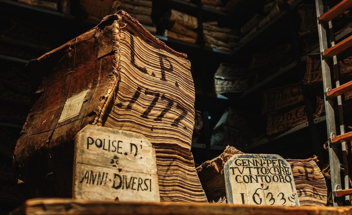 Accordo tra il Museo dell’Archivio Storico Banco Napoli e City Sightseeing: il tour della città prosegue tra le carte